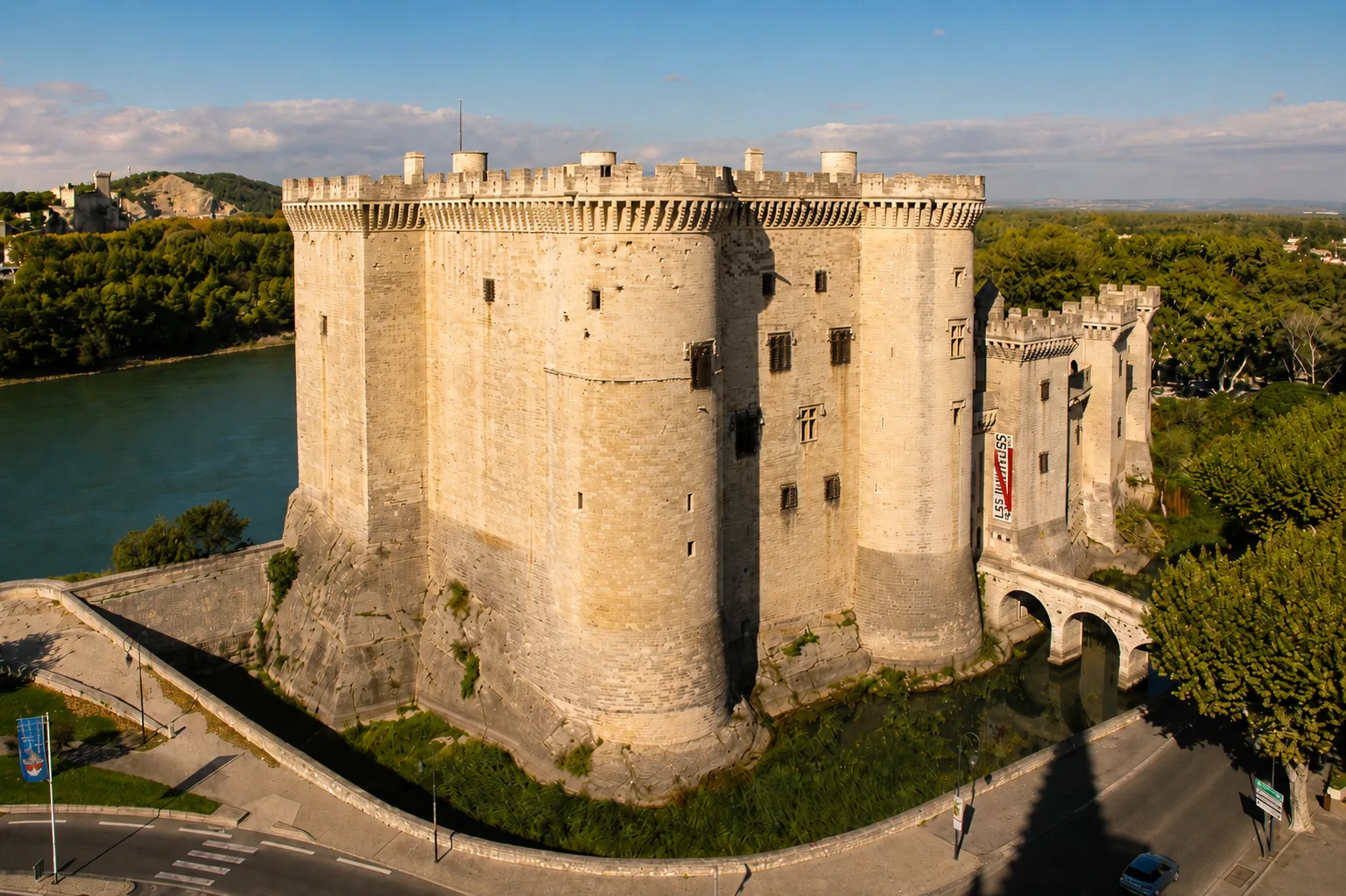 The castle of King René at Tarascon, in the footsteps of Saint Martha